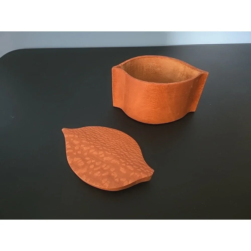 Handcrafted Leaf Shape Exotic Hardwood Box Heavy Carved Wooden‎ Trinket Jewelry